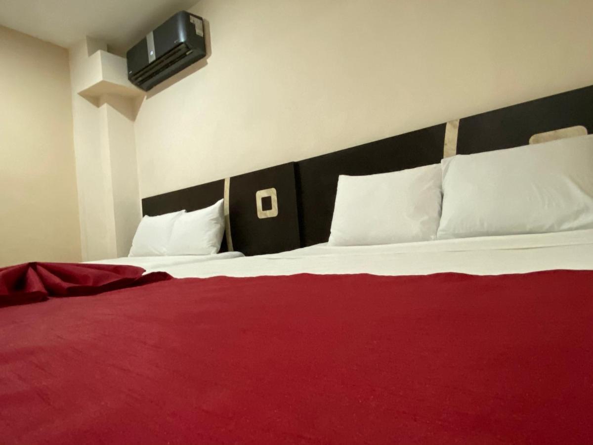 Suites La Roca By R&T Cancún Eksteriør billede